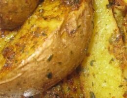 Картошка "по-деревенски" в духовке