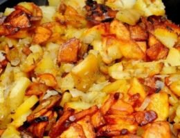 Как пожарить картошку на сковороде