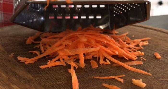 морковь на крупной терке