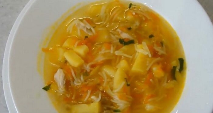 Как приготовить куриный суп с лапшой