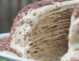 Блинный торт со сметанным кремом
