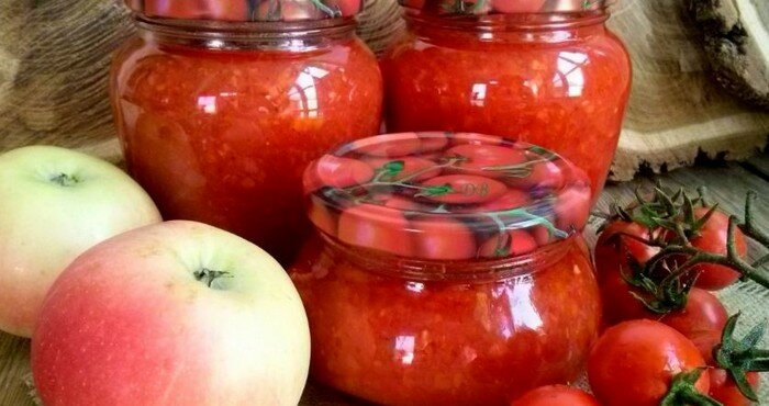 яблоки и помидоры