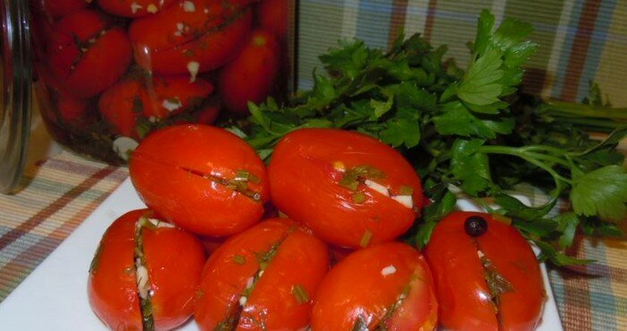 фаршированные томаты по-корейски на зиму