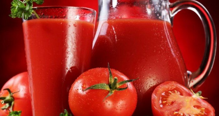 густой томатный напиток