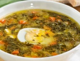 витаминный суп из щавеля